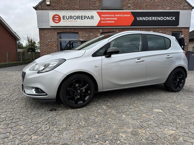 Opel Corsa 1.4 benzine Black Edition