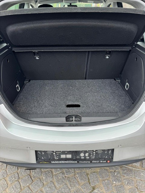 Opel Corsa 1.4 benzine Black Edition